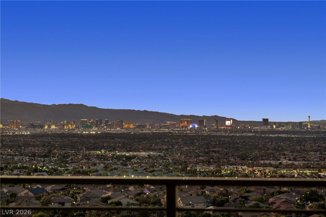 442 Serenity Point Drive, Henderson, NV 89012 442 Serenity Point Drive, Henderson, NV 89012