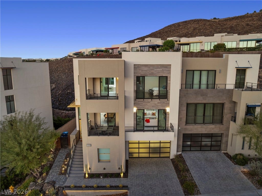 442 Serenity Point Drive, Henderson, NV 89012 442 Serenity Point Drive, Henderson, NV 89012