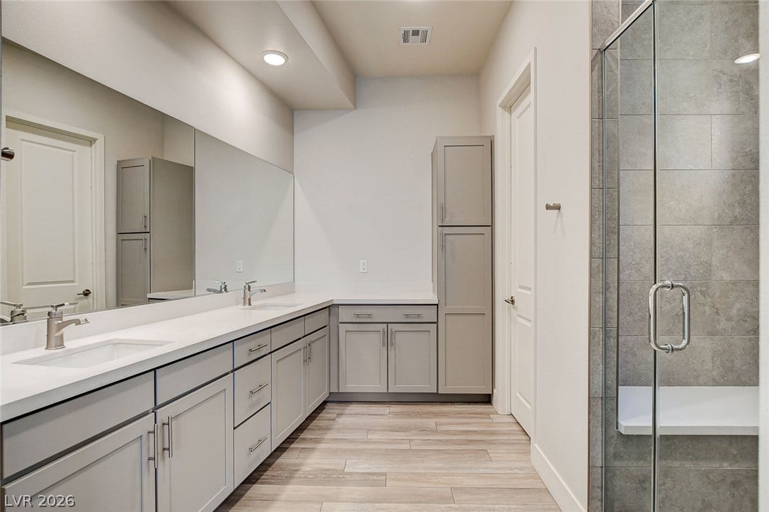 10989 Limeslice Avenue, #0, Las Vegas, NV 89135 Primary Bath