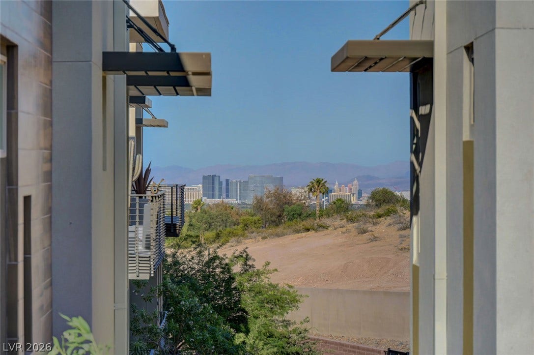 10989 Limeslice Avenue, #0, Las Vegas, NV 89135 Living Room Balcony
