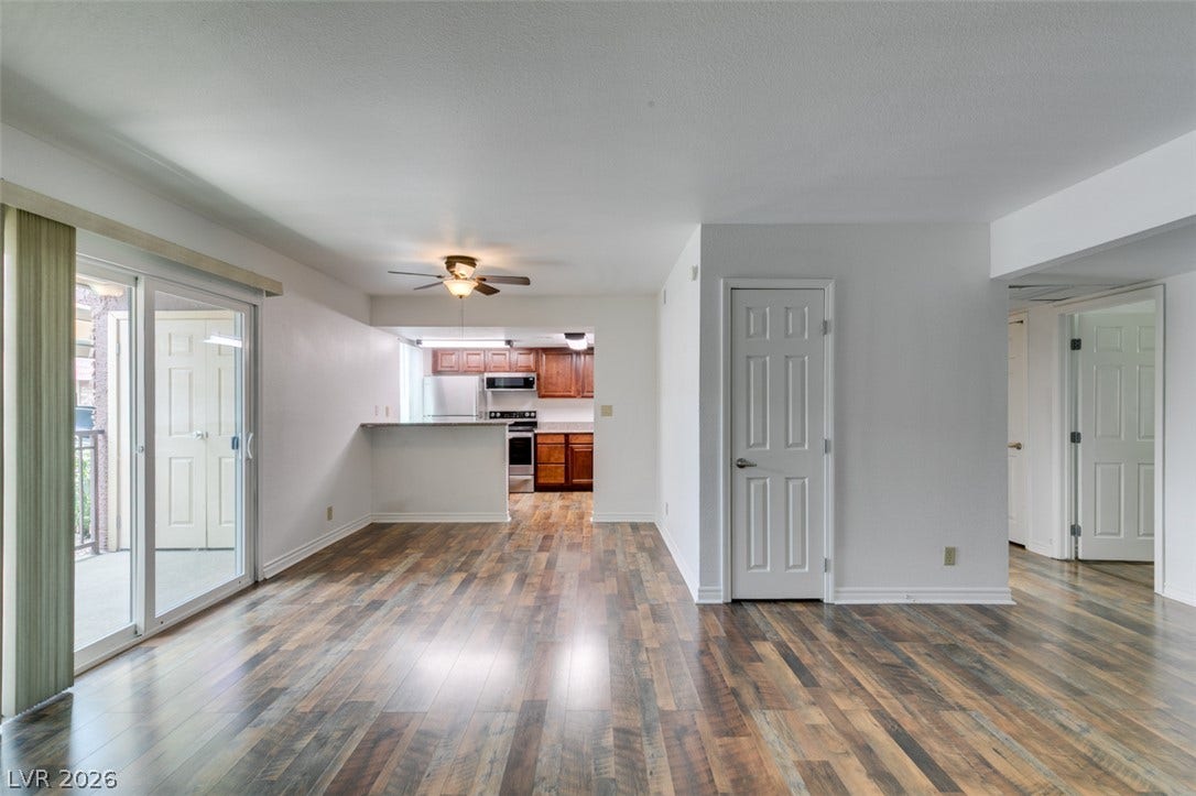 5240 Indian River Drive, #273, Las Vegas, NV 89103 An open floorplan seamlessly connects the living space to the adjacent kitchen area.