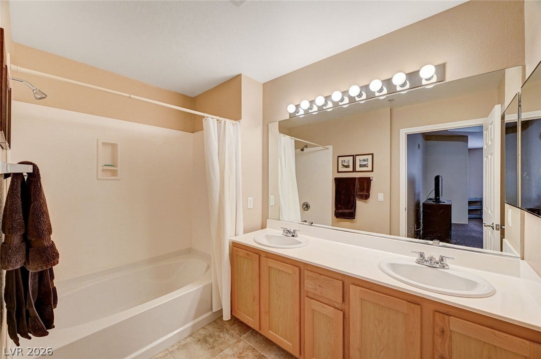 87 E Agate Avenue, #301, Las Vegas, NV 89123 87 E Agate Avenue, #301, Las Vegas, NV 89123