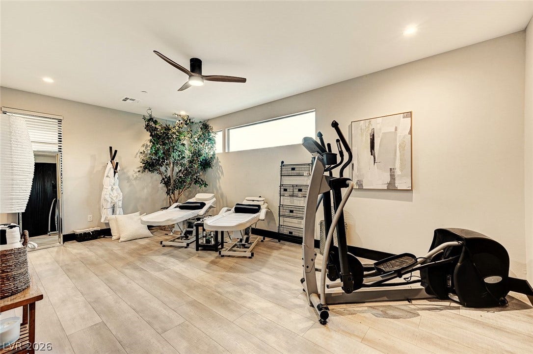 5 HIGHLAND COVE Lane, Henderson, NV 89011 5 HIGHLAND COVE Lane, Henderson, NV 89011
