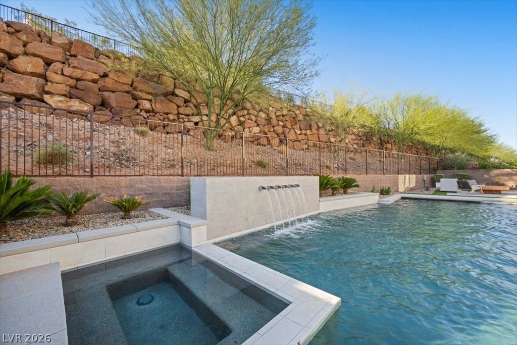 5 HIGHLAND COVE Lane, Henderson, NV 89011 5 HIGHLAND COVE Lane, Henderson, NV 89011