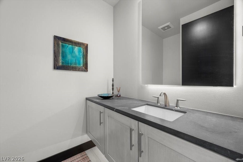 5 HIGHLAND COVE Lane, Henderson, NV 89011 5 HIGHLAND COVE Lane, Henderson, NV 89011