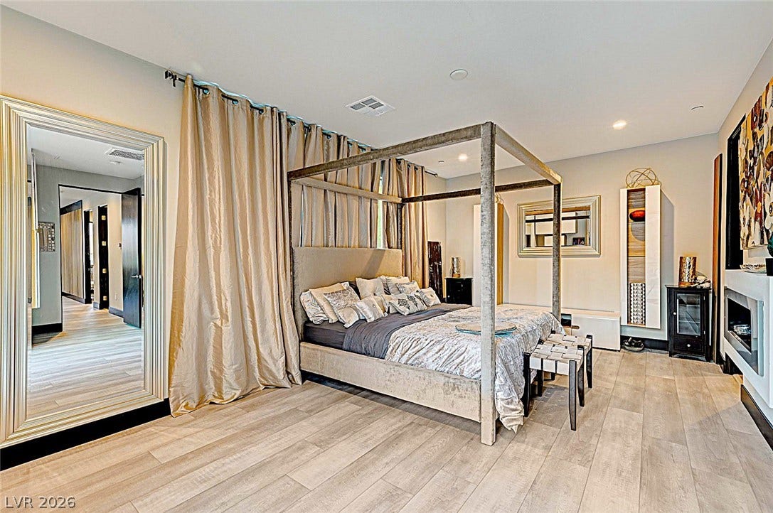 5 HIGHLAND COVE Lane, Henderson, NV 89011 5 HIGHLAND COVE Lane, Henderson, NV 89011