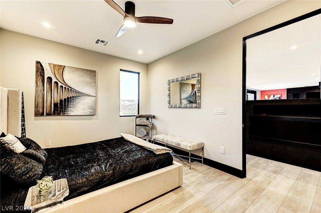 5 HIGHLAND COVE Lane, Henderson, NV 89011 5 HIGHLAND COVE Lane, Henderson, NV 89011