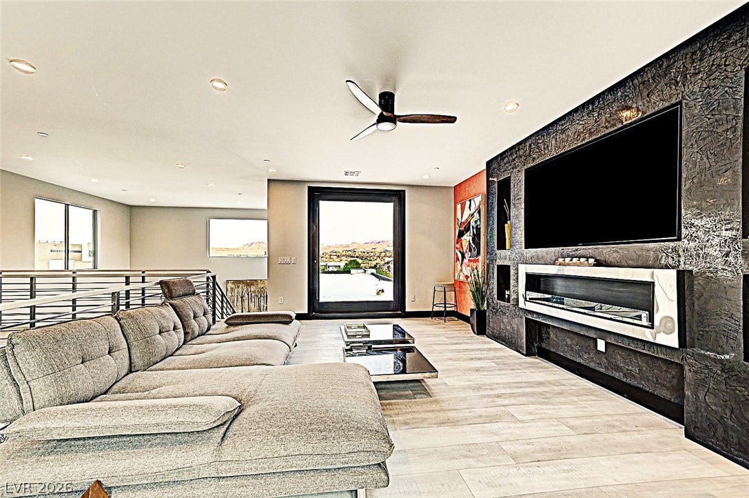5 HIGHLAND COVE Lane, Henderson, NV 89011 5 HIGHLAND COVE Lane, Henderson, NV 89011