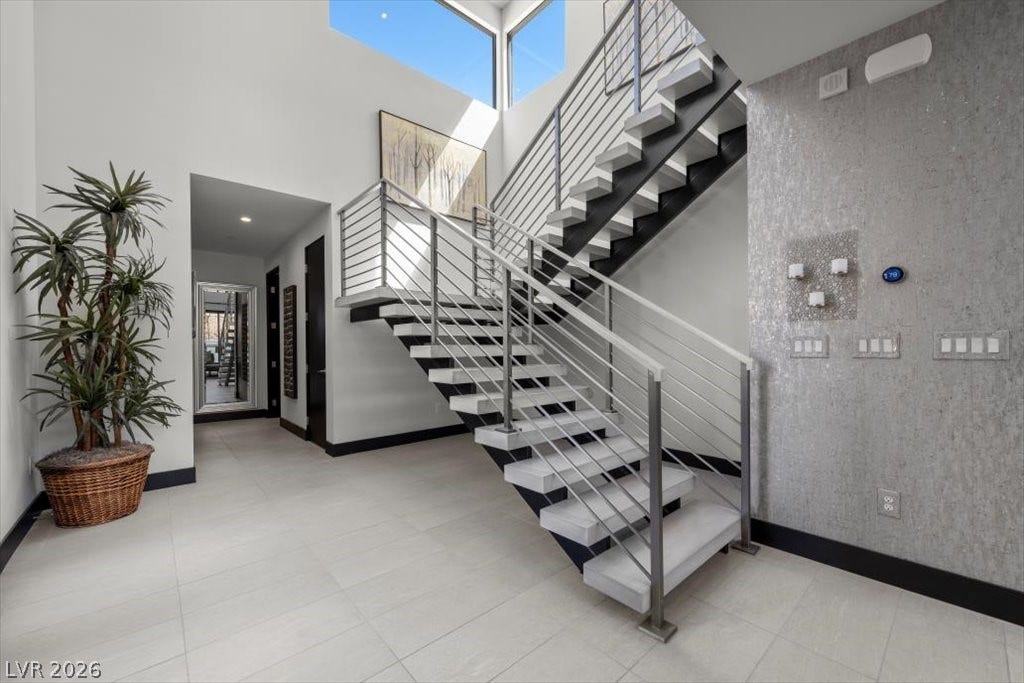 5 HIGHLAND COVE Lane, Henderson, NV 89011 5 HIGHLAND COVE Lane, Henderson, NV 89011