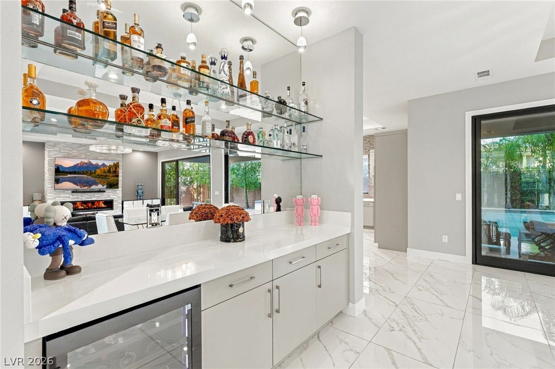 38 Grey Feather Drive, Las Vegas, NV 89135 38 Grey Feather Drive, Las Vegas, NV 89135