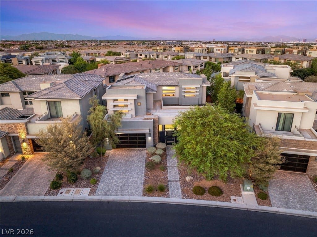 38 Grey Feather Drive, Las Vegas, NV 89135 38 Grey Feather Drive, Las Vegas, NV 89135