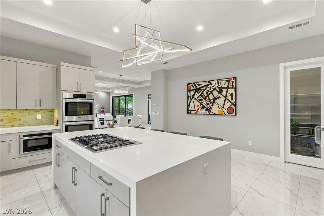 38 Grey Feather Drive, Las Vegas, NV 89135 38 Grey Feather Drive, Las Vegas, NV 89135