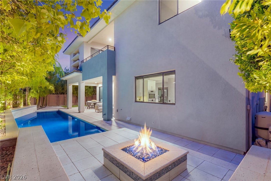 38 Grey Feather Drive, Las Vegas, NV 89135 38 Grey Feather Drive, Las Vegas, NV 89135