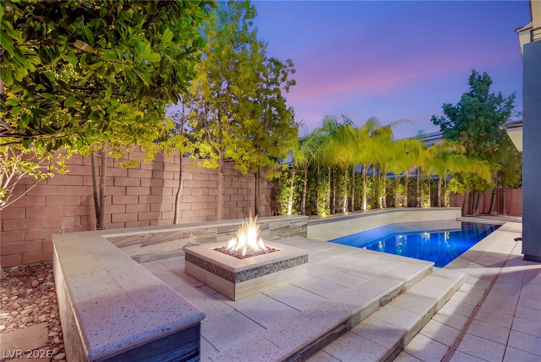 38 Grey Feather Drive, Las Vegas, NV 89135 38 Grey Feather Drive, Las Vegas, NV 89135