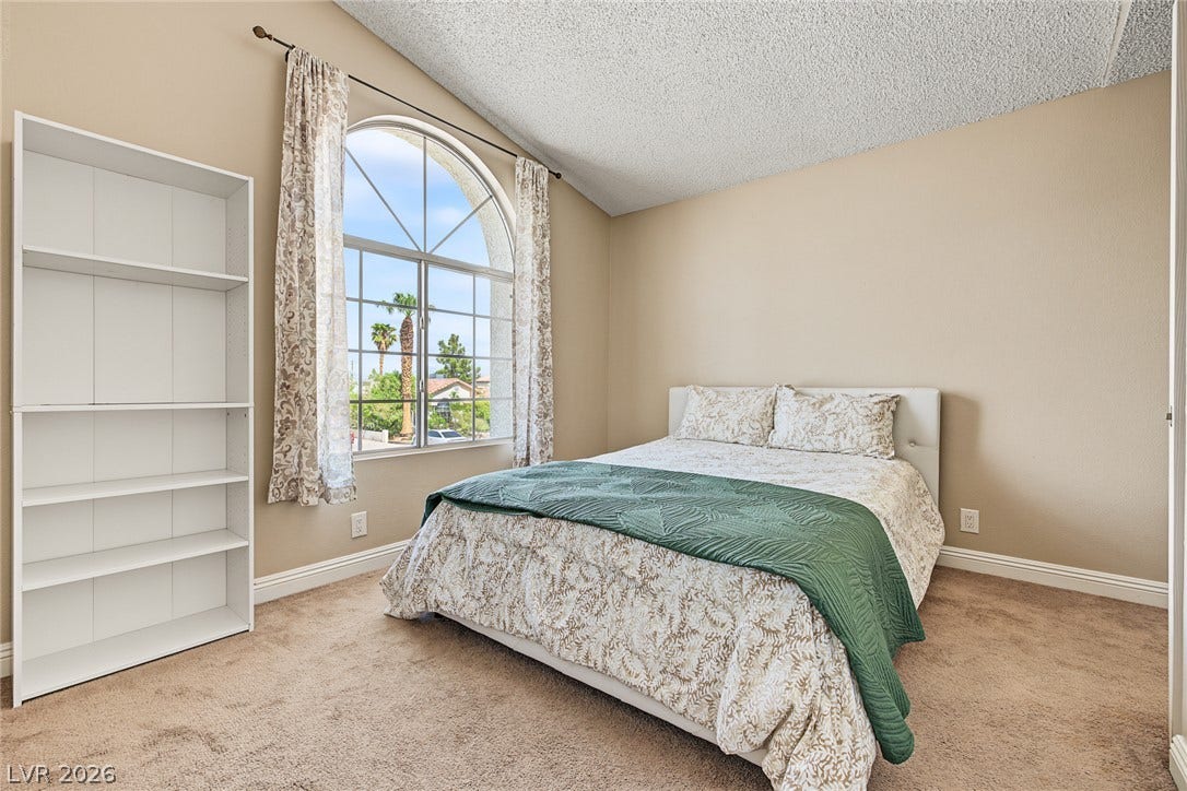 3760 Calumet Farm Circle, North Las Vegas, NV 89031 3760 Calumet Farm Circle, North Las Vegas, NV 89031