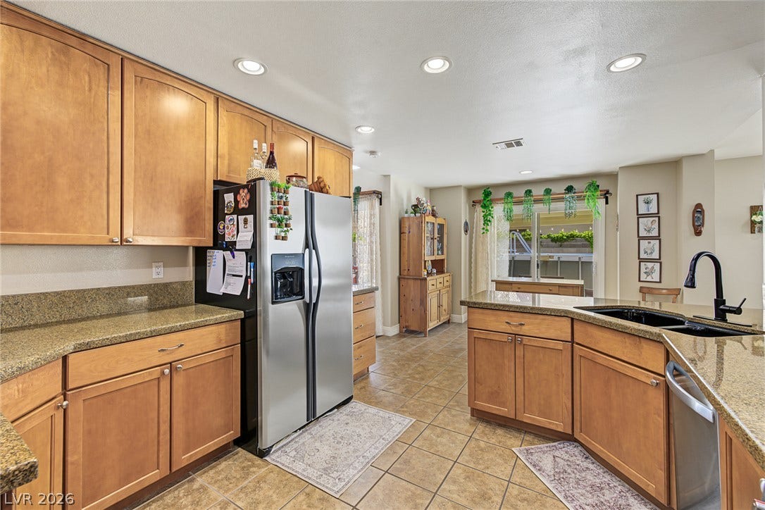 3760 Calumet Farm Circle, North Las Vegas, NV 89031 3760 Calumet Farm Circle, North Las Vegas, NV 89031