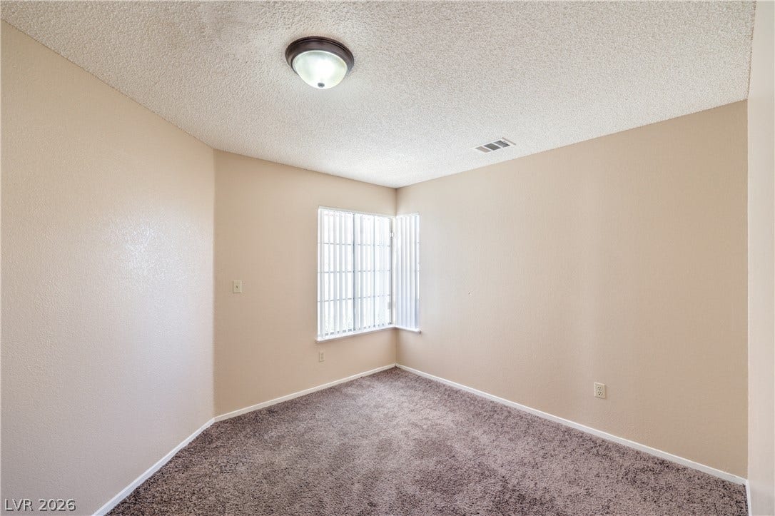 9824 Russett Wood Circle, Las Vegas, NV 89117