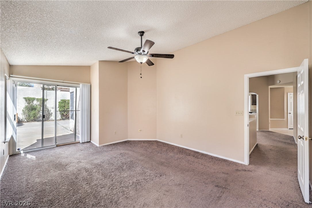 9824 Russett Wood Circle, Las Vegas, NV 89117