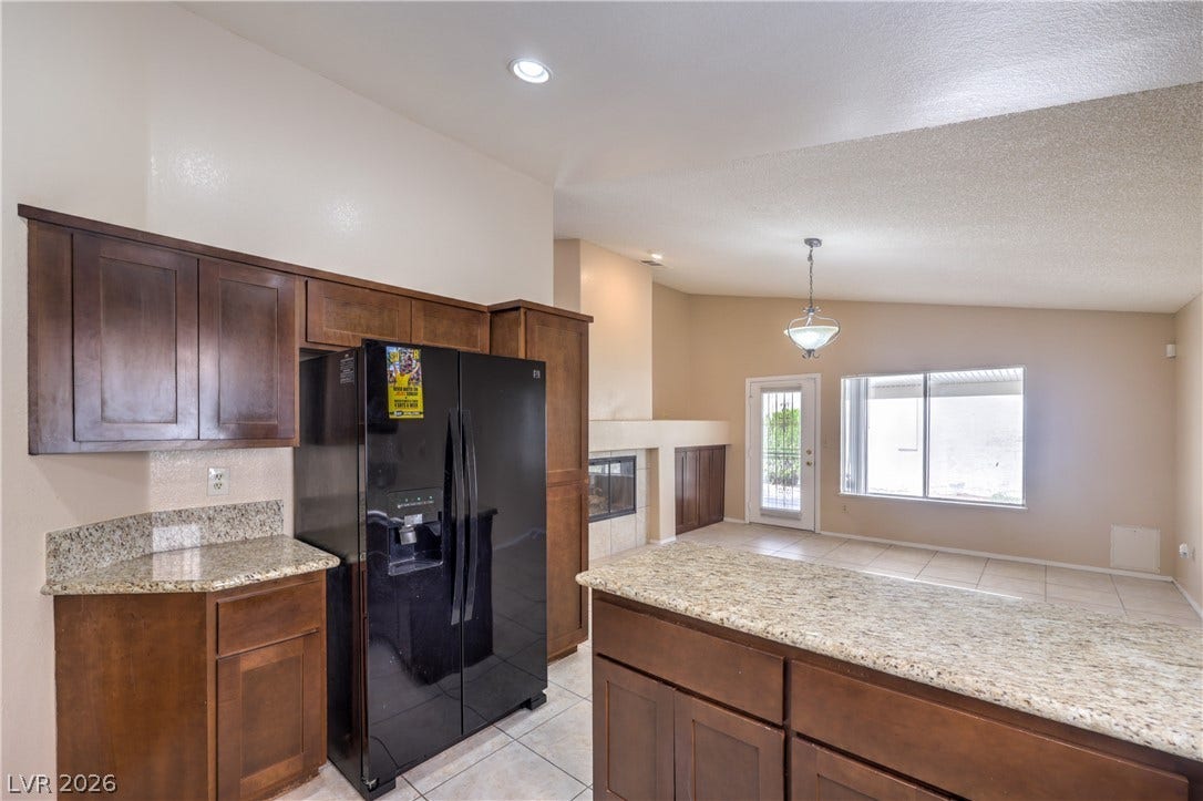 9824 Russett Wood Circle, Las Vegas, NV 89117