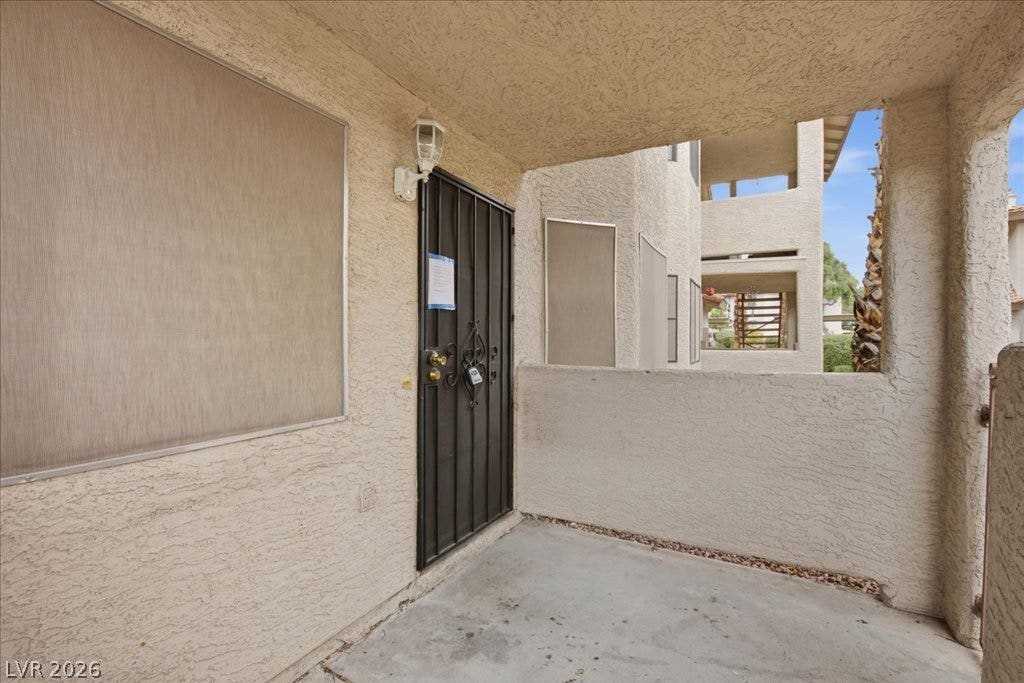 753 Rock Springs Drive, #102, Las Vegas, NV 89128