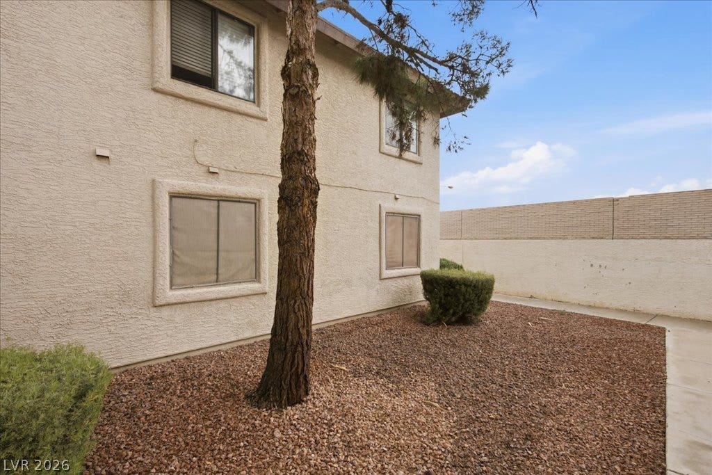 753 Rock Springs Drive, #102, Las Vegas, NV 89128
