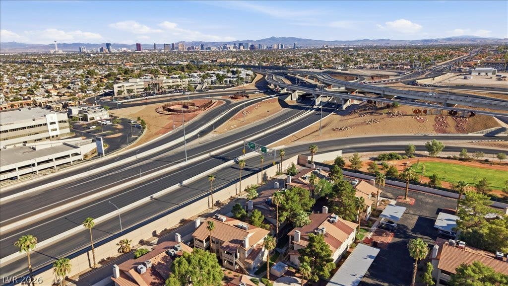 753 Rock Springs Drive, #102, Las Vegas, NV 89128