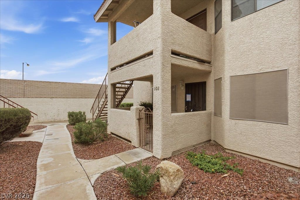 753 Rock Springs Drive, #102, Las Vegas, NV 89128