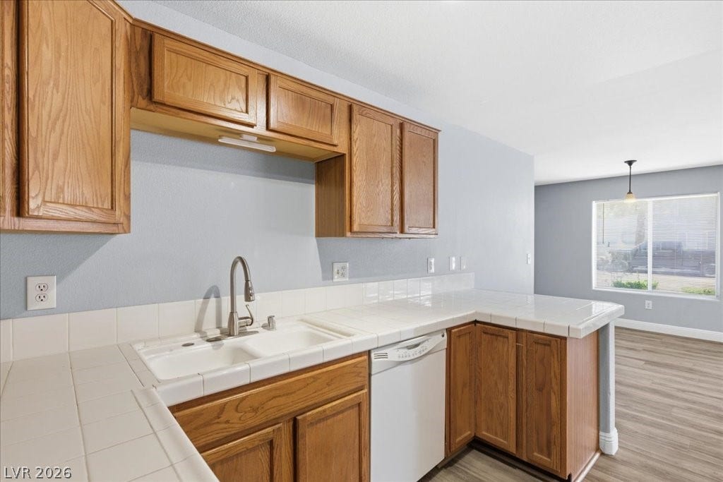 700 Capri Drive, #25B, Boulder City, NV 89005 700 Capri Drive, #25B, Boulder City, NV 89005