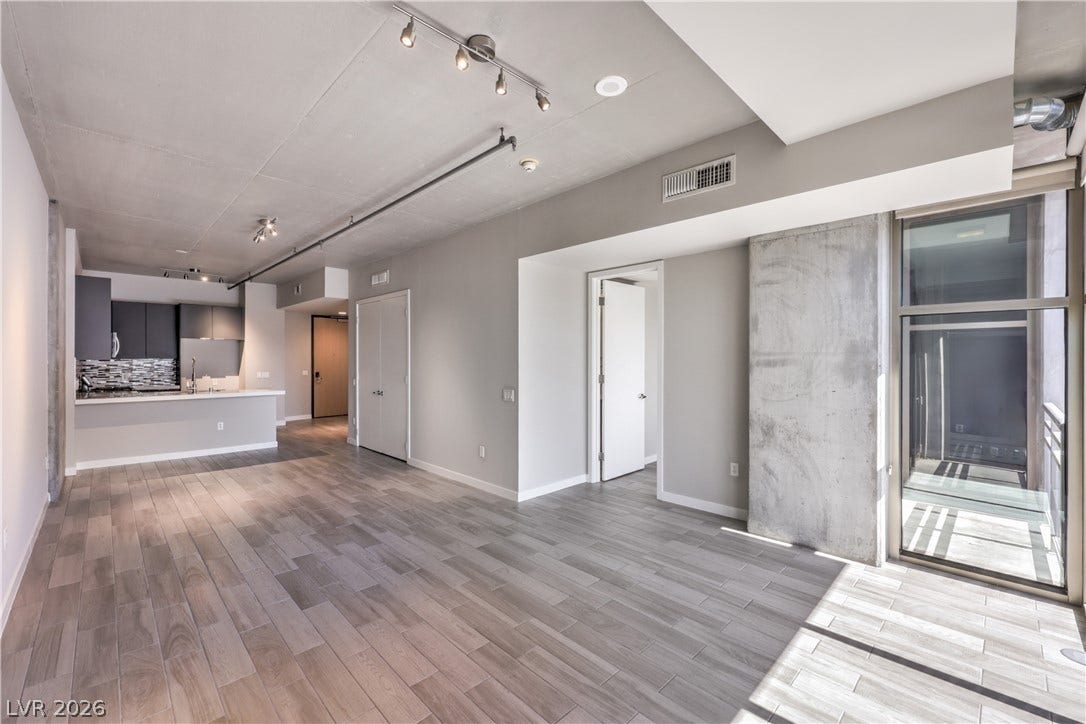 353 E Bonneville Avenue, #754, Las Vegas, NV 89101 Open Concept Great Room/Dining Room with Floor to Ceiling Windows