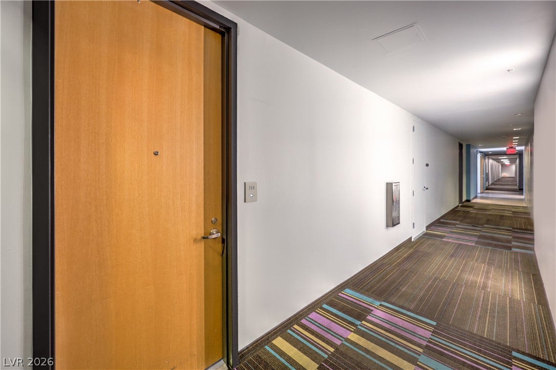 353 E Bonneville Avenue, #754, Las Vegas, NV 89101 Hallway