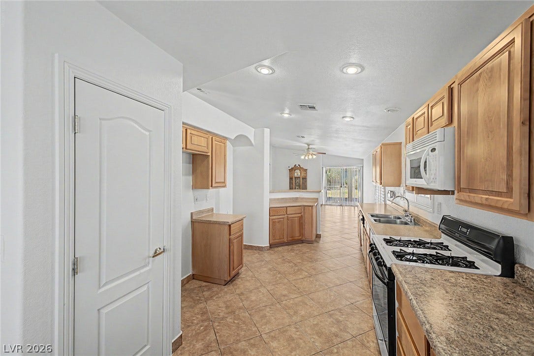 5233 Madison Stone Street, North Las Vegas, NV 89081