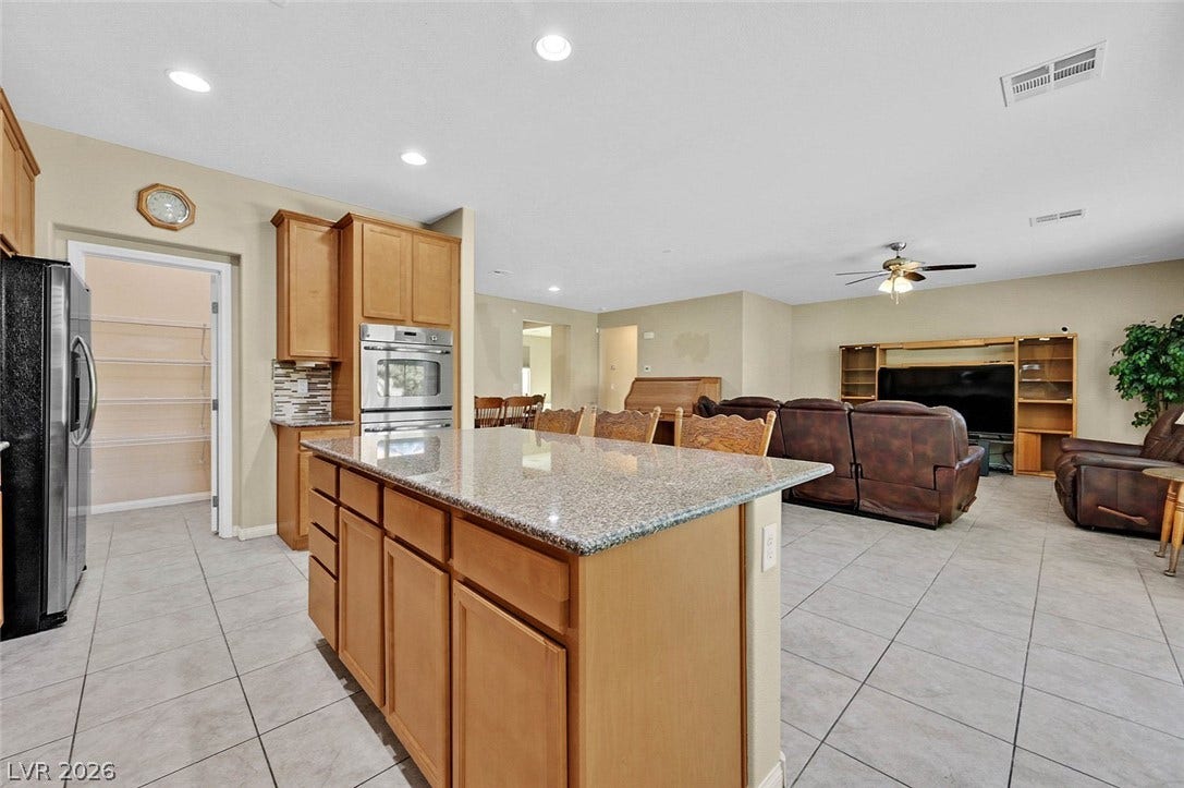 8208 Redbud Vine Street, North Las Vegas, NV 89085 8208 Redbud Vine Street, North Las Vegas, NV 89085