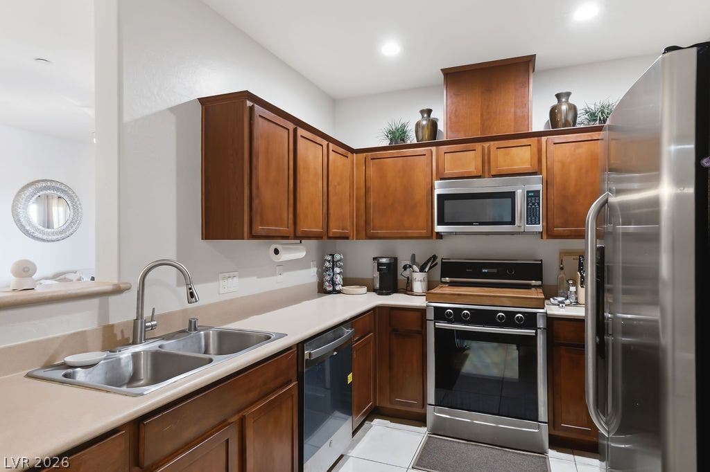 8324 W Charleston Boulevard, #2011, Las Vegas, NV 89117 8324 W Charleston Boulevard, #2011, Las Vegas, NV 89117