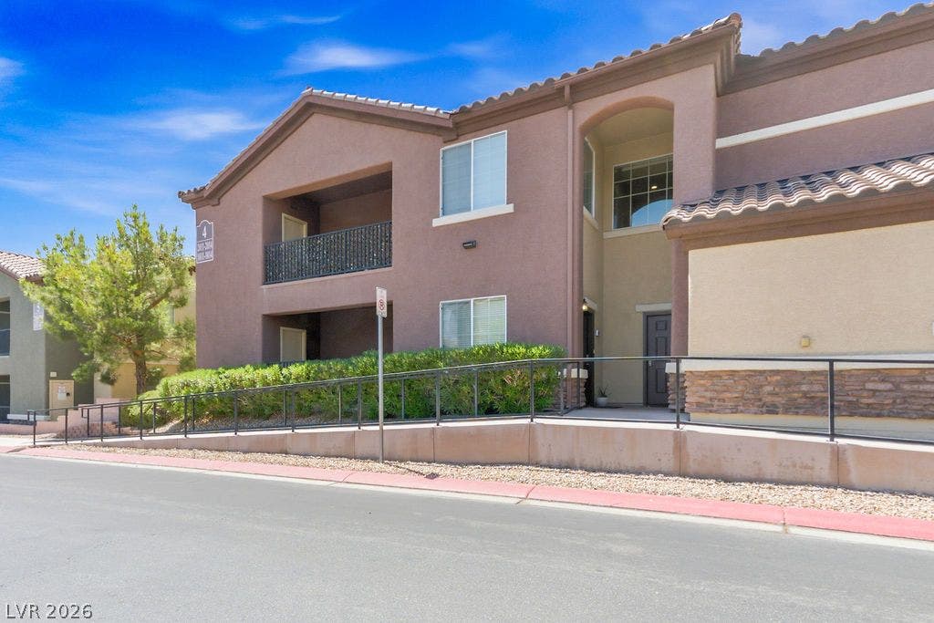 8324 W Charleston Boulevard, #2011, Las Vegas, NV 89117 8324 W Charleston Boulevard, #2011, Las Vegas, NV 89117