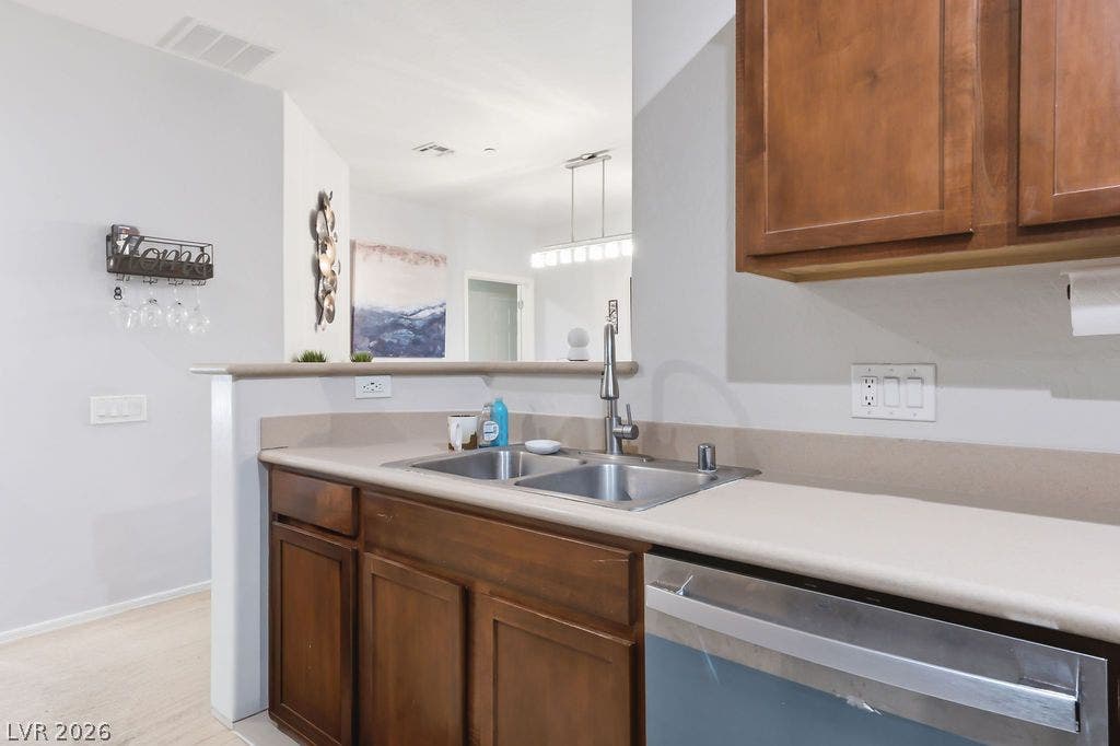 8324 W Charleston Boulevard, #2011, Las Vegas, NV 89117 8324 W Charleston Boulevard, #2011, Las Vegas, NV 89117