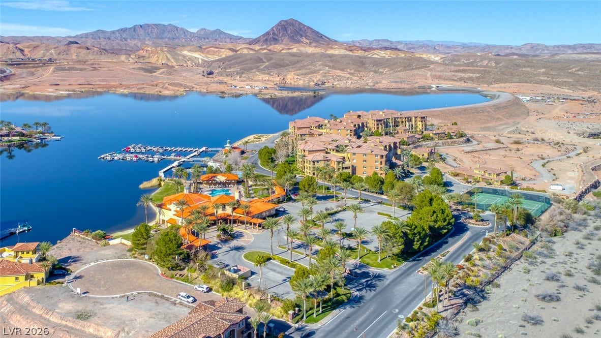 26 Strada Di Circolo, #n/a, Henderson, NV 89011 Dramatic mountain and water views surround this premier lakeside community.