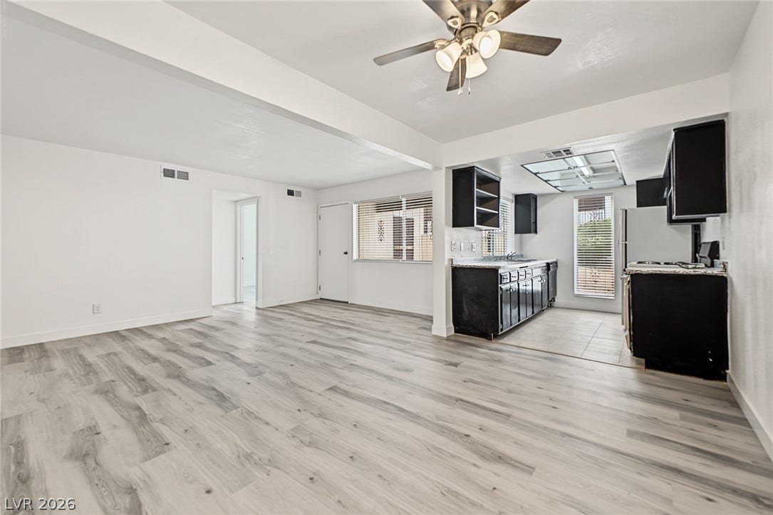 1405 Vegas Valley Drive, #187, Las Vegas, NV 89169 An open floor plan seamlessly connects the main living area to the adjacent kitchen.