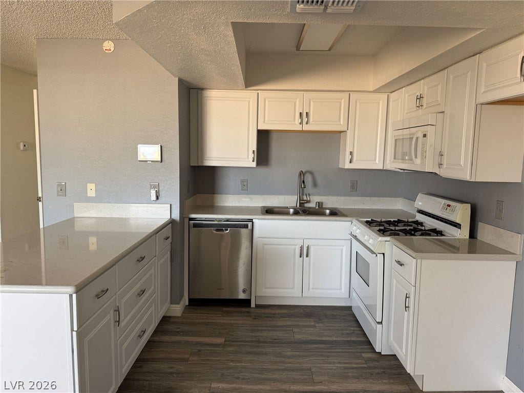 761 Rock Springs Drive, #202, Las Vegas, NV 89128 761 Rock Springs Drive, #202, Las Vegas, NV 89128