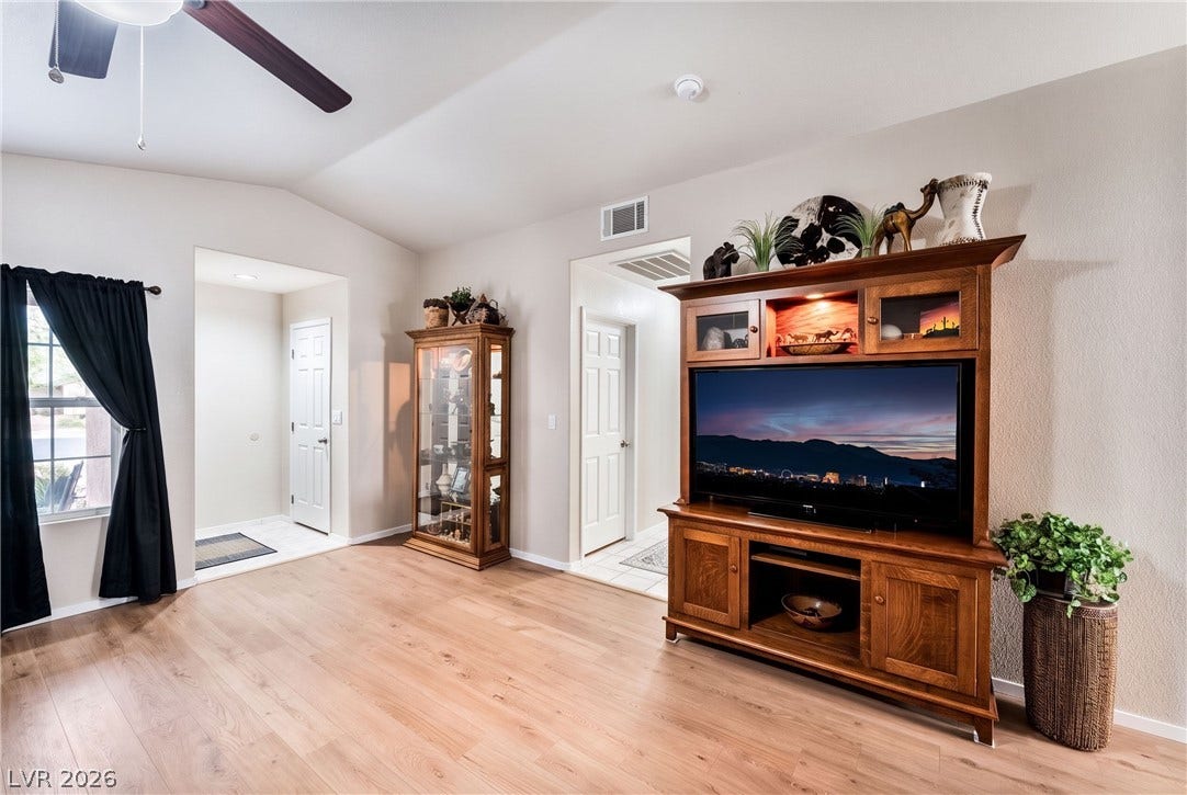 5424 Comchec Way, #105, Las Vegas, NV 89108
