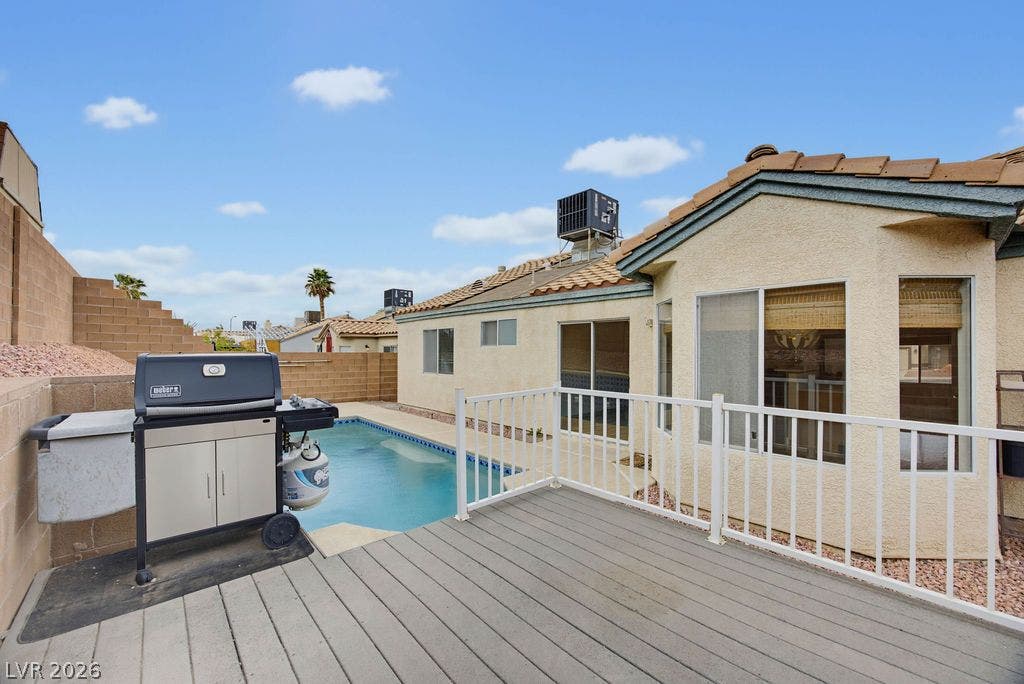 409 Groft Way, Henderson, NV 89015 BBQ is included!