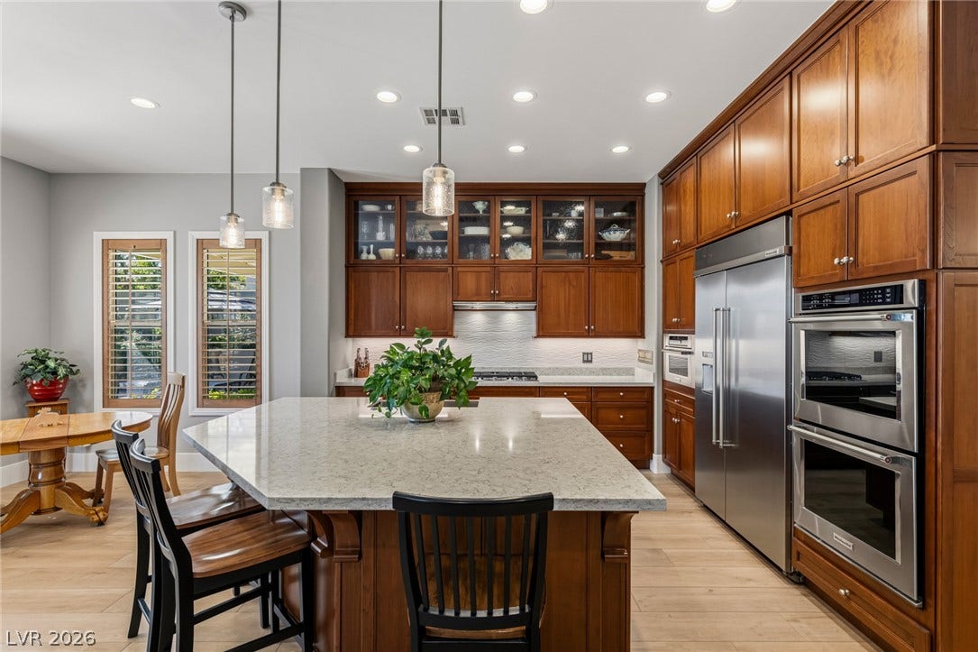 10713 Beringer Drive, Las Vegas, NV 89144 10713 Beringer Drive, Las Vegas, NV 89144