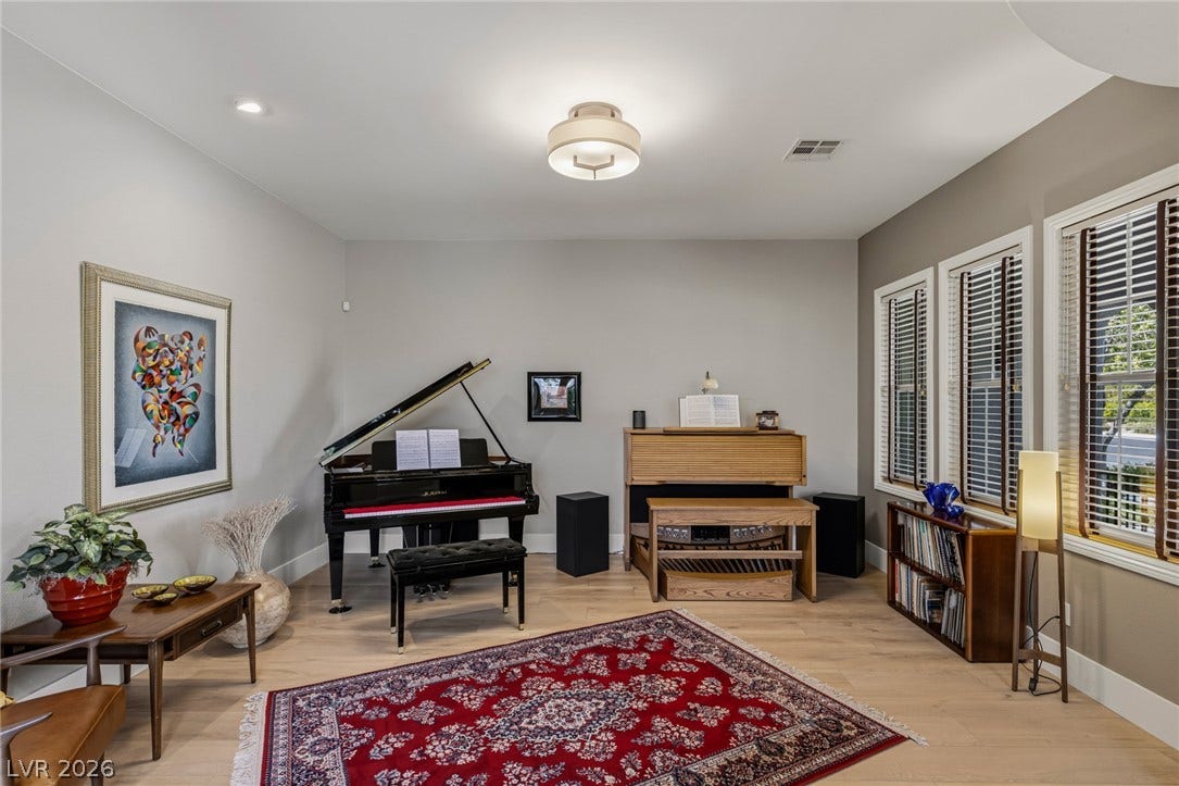 10713 Beringer Drive, Las Vegas, NV 89144 10713 Beringer Drive, Las Vegas, NV 89144