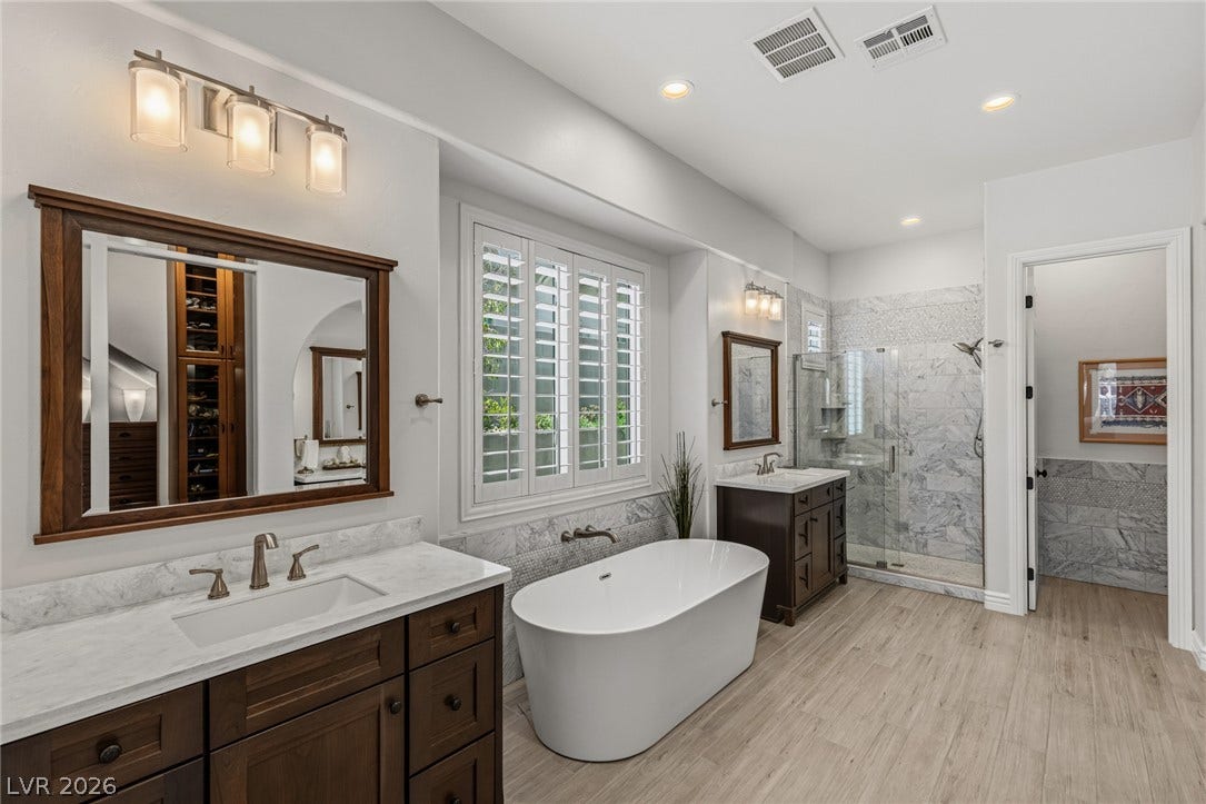 10713 Beringer Drive, Las Vegas, NV 89144 10713 Beringer Drive, Las Vegas, NV 89144