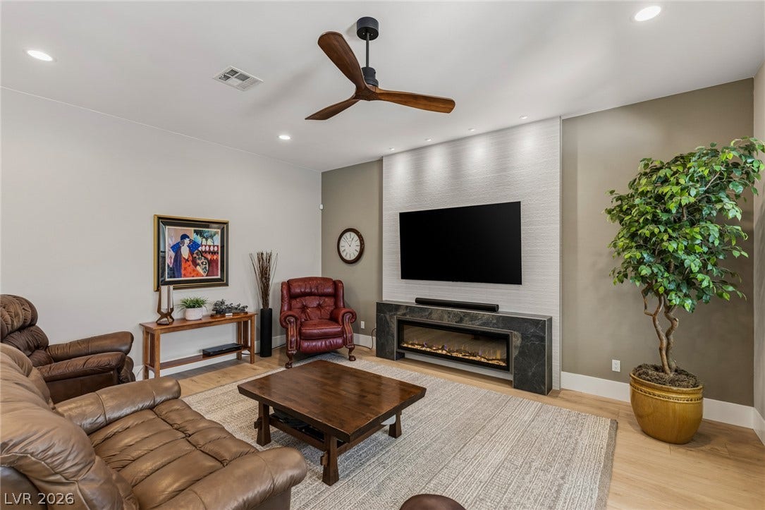 10713 Beringer Drive, Las Vegas, NV 89144 10713 Beringer Drive, Las Vegas, NV 89144