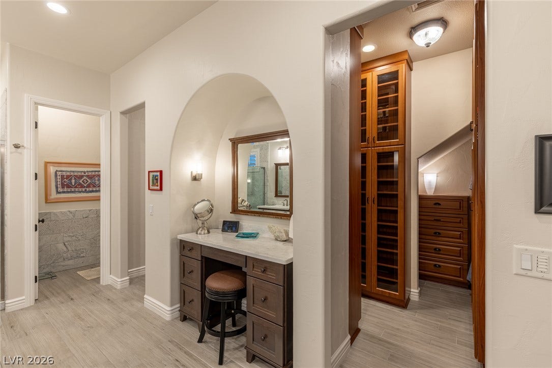10713 Beringer Drive, Las Vegas, NV 89144 10713 Beringer Drive, Las Vegas, NV 89144