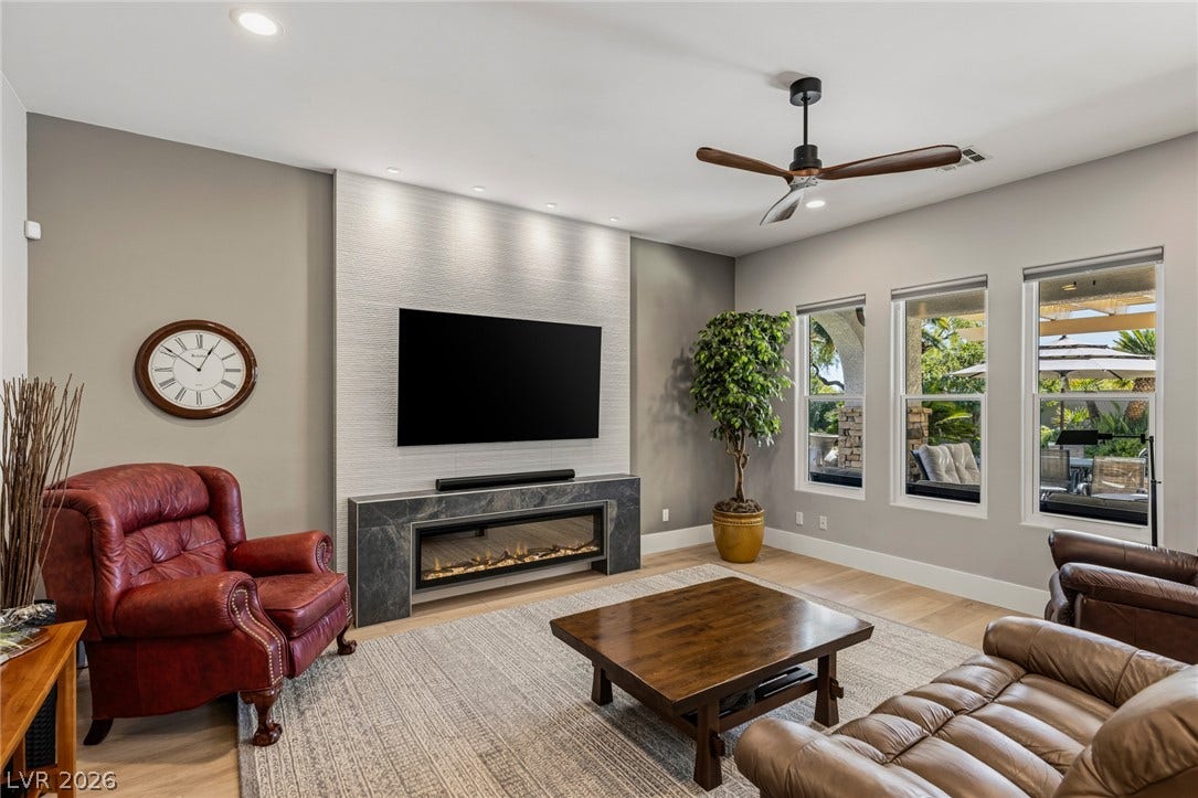 10713 Beringer Drive, Las Vegas, NV 89144 10713 Beringer Drive, Las Vegas, NV 89144
