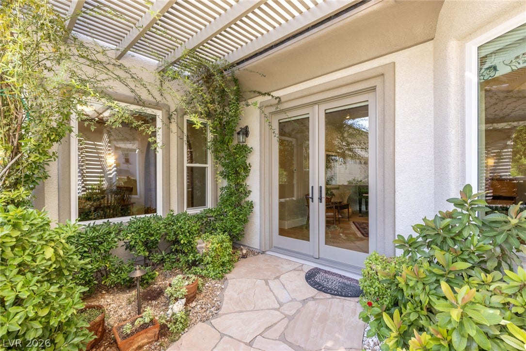 10713 Beringer Drive, Las Vegas, NV 89144 10713 Beringer Drive, Las Vegas, NV 89144
