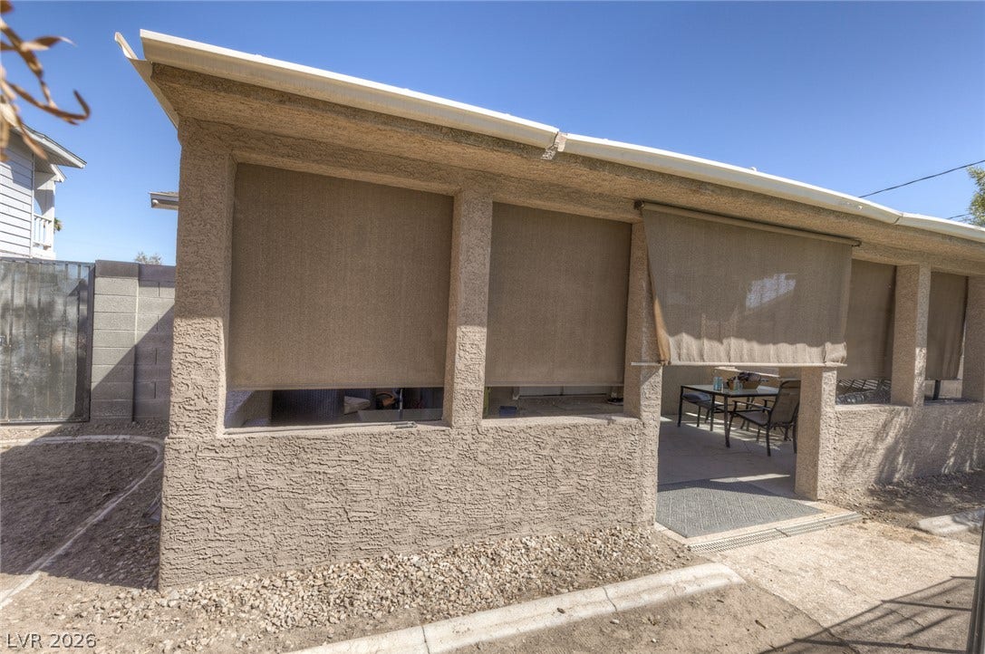 1305 N Mojave Road, Las Vegas, NV 89101 1305 N Mojave Road, Las Vegas, NV 89101