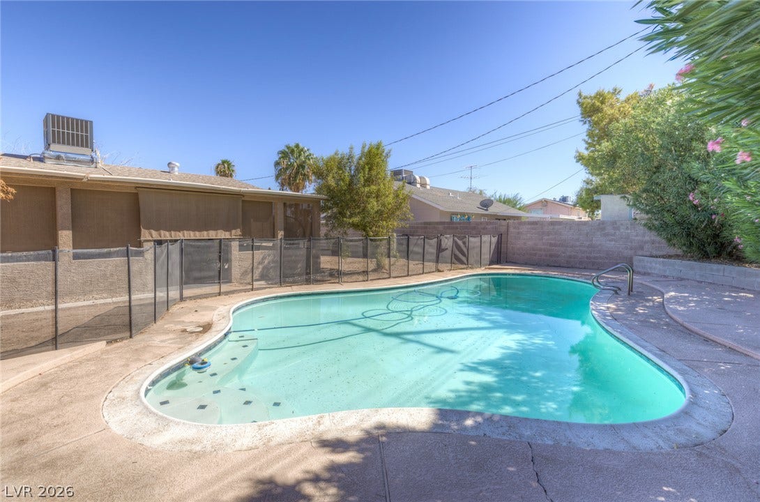 1305 N Mojave Road, Las Vegas, NV 89101 1305 N Mojave Road, Las Vegas, NV 89101