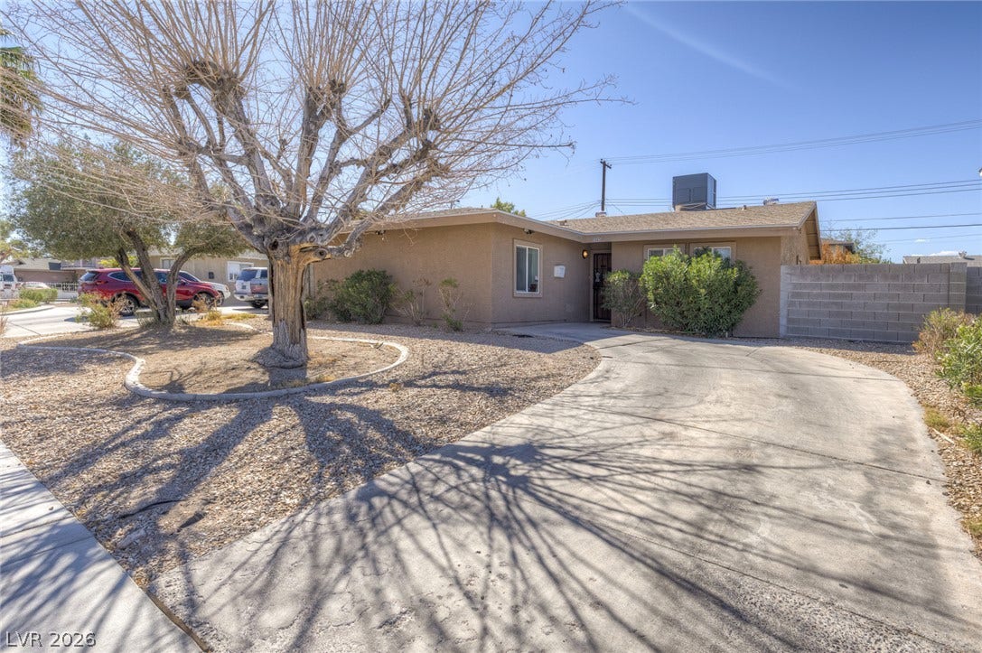 1305 N Mojave Road, Las Vegas, NV 89101 1305 N Mojave Road, Las Vegas, NV 89101